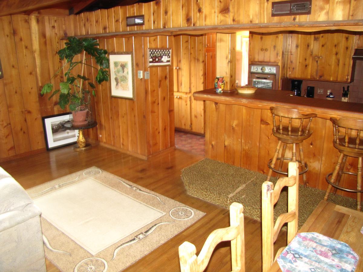 Kern Riverfront Lodge Кернвилл Экстерьер фото